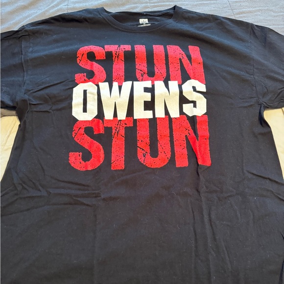 WWE Kevin Owen’s “Stun Owens Stun” T-shirt - Picture 1 of 3
